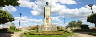 Busto de Dr. Lopo de Carvalho na Guarda